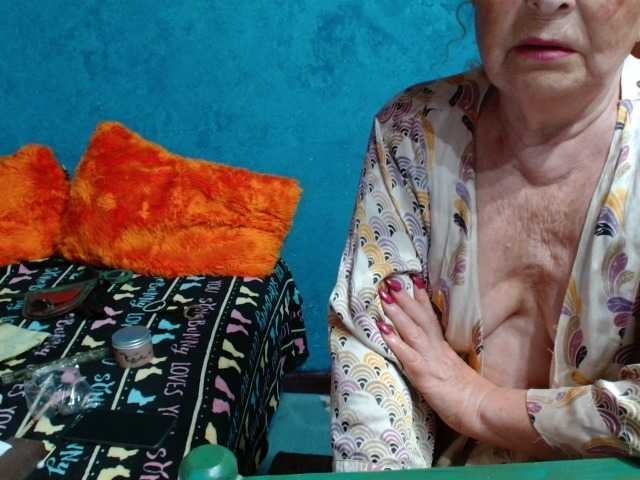 milo4ka77 live cam on BongaCams