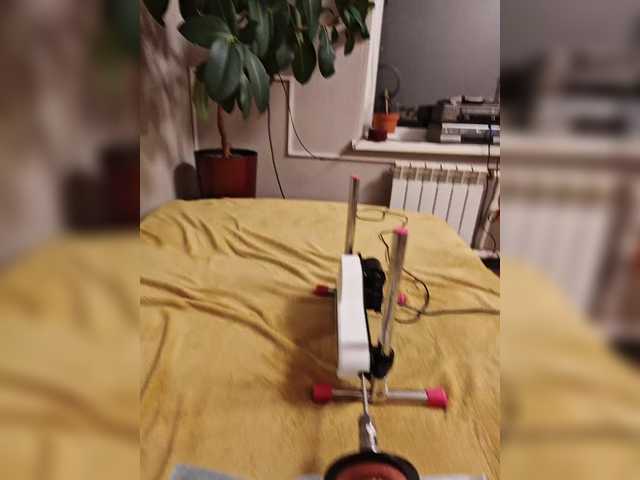  Misslyolika chat room