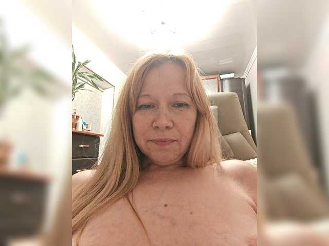 Misslyolika live cam on BongaCams