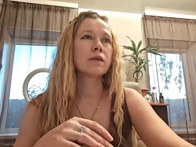 Misslyolika live cam on BongaCams