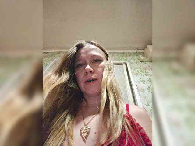 Misslyolika Live Webcam on BongaCams