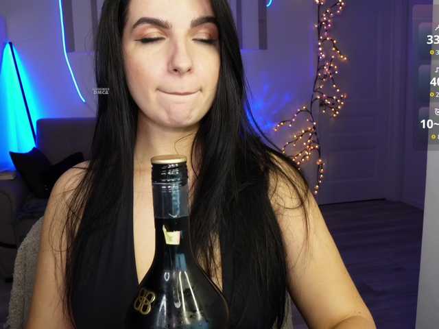 Swarowskaya live webcam show
