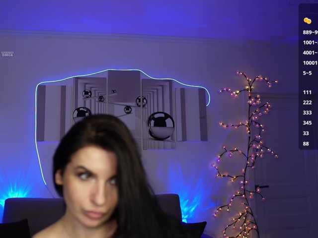 Swarowskaya live cam on BongaCams