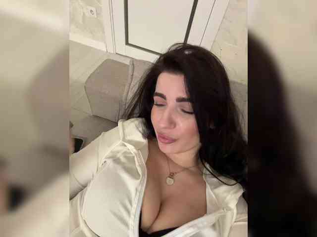 Swarowskaya Sex Cam Show