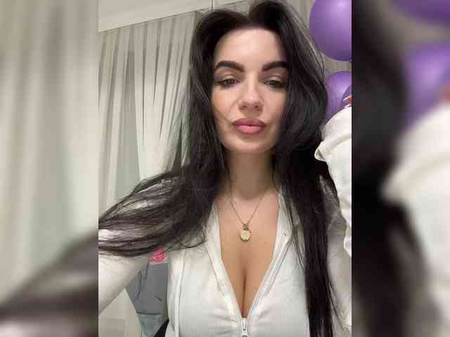 Swarowskaya Sex Cam Show