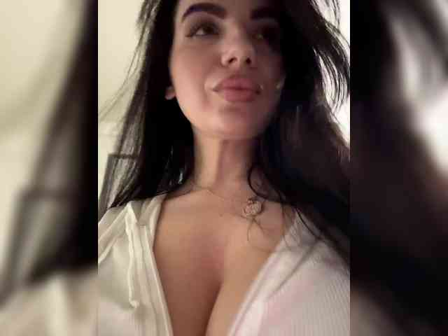 Swarowskaya Sex Cam Show