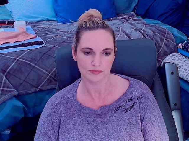 ninajaymes's live room