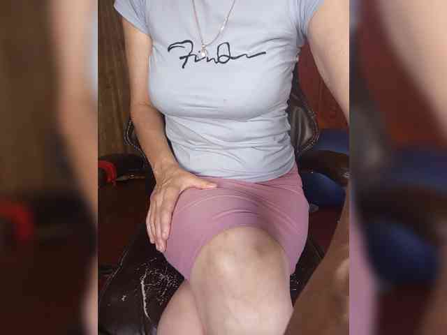 00_sexynaturalka_02's cam show statistics and live stream