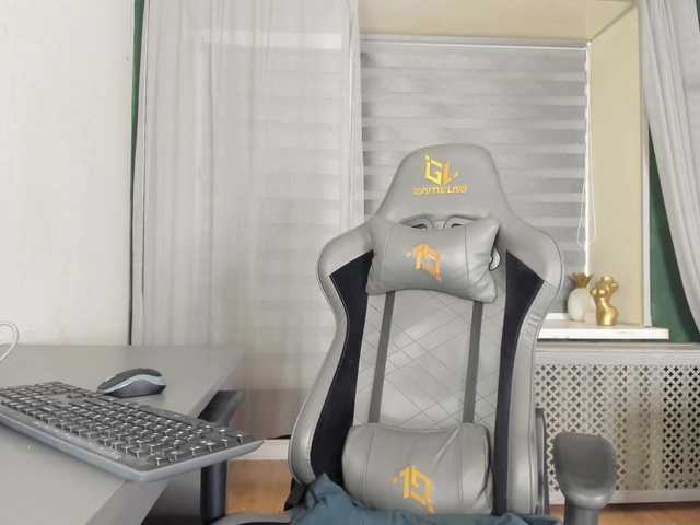 1_Aariella_1 live cam