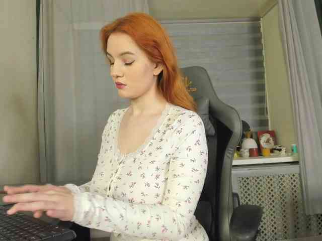 1_Aariella_1 webcam