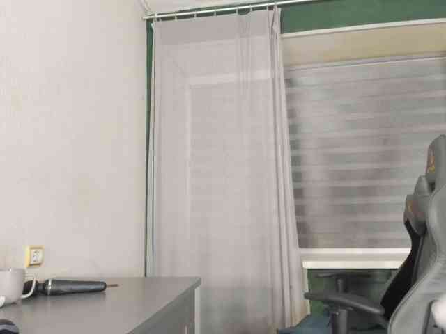 1_Aariella_1 webcam