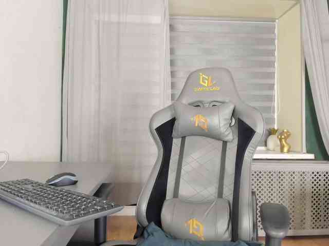 1_Aariella_1