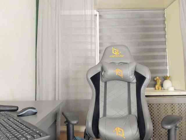 1_Aariella_1