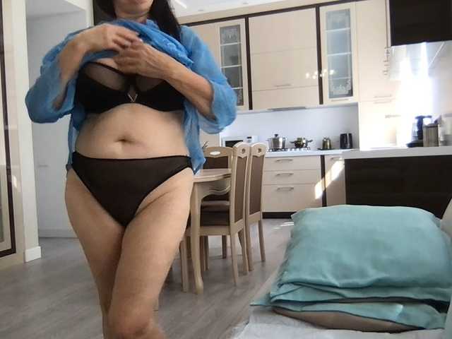 mmiissiiss1 live cam on BongaCams