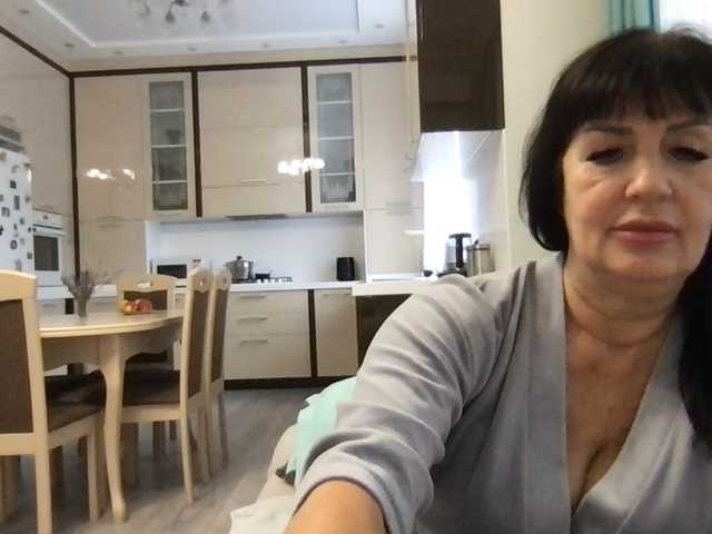 mmiissiiss1, en directo ahora en BongaCams