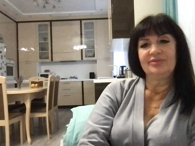 mmiissiiss1, en vivo ahora en BongaCams