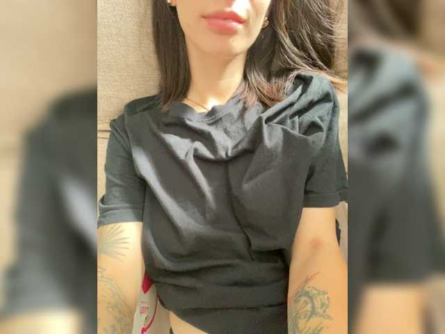 Hotbaby23 live cam on BongaCams
