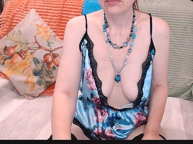 oksiss live cam on BongaCams