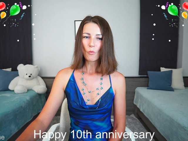 Anna_Shine live cam on BongaCams