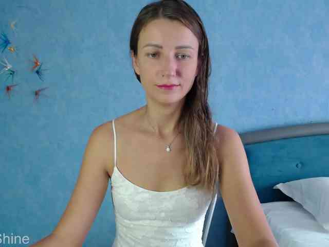 Anna_Shine webcam