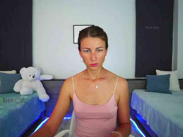 Anna_Shine webcam