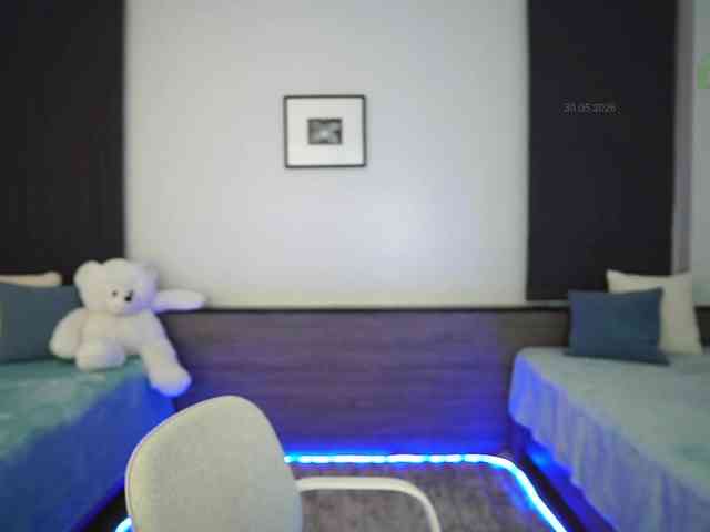 Anna_Shine webcam