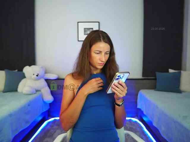 Anna_Shine webcam