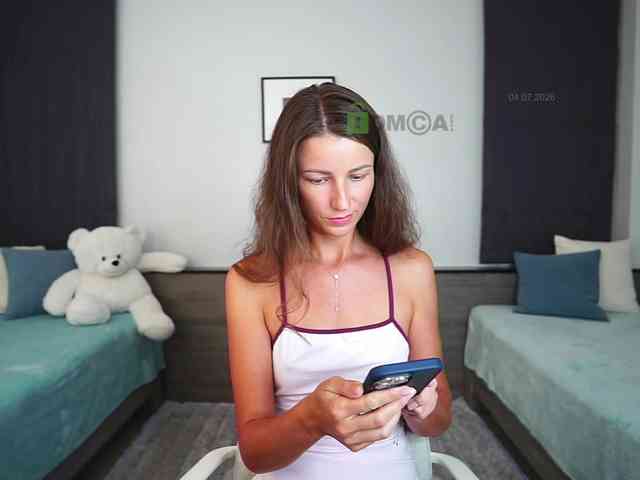 Anna_Shine webcam