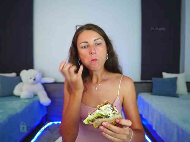 Anna_Shine webcam