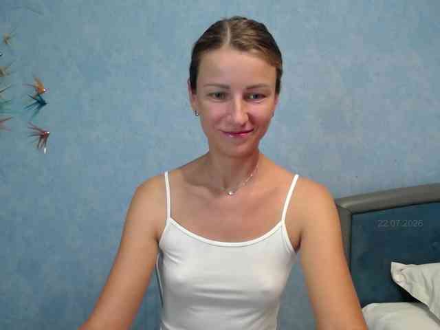 Anna_Shine webcam