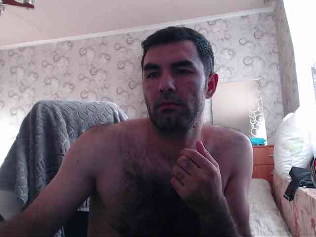 Shaxzodjonaka Live Webcam on BongaCams