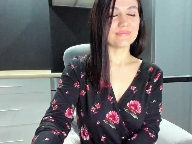 Dixii_life's BongaCams show and profile