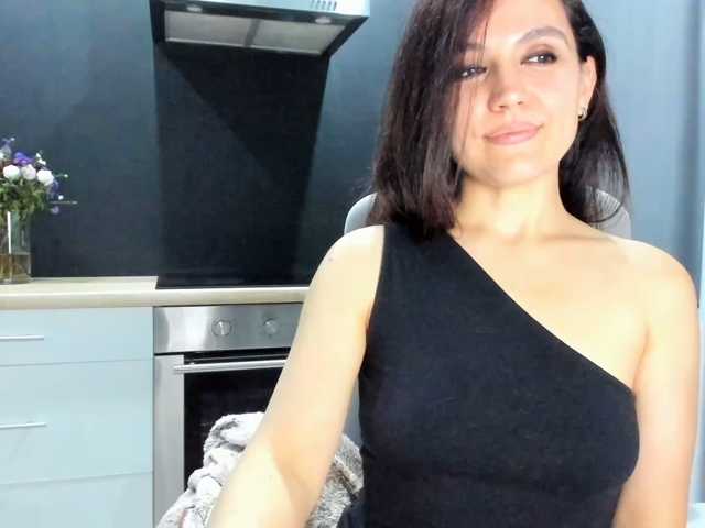 Dixii_life, en vivo ahora en BongaCams