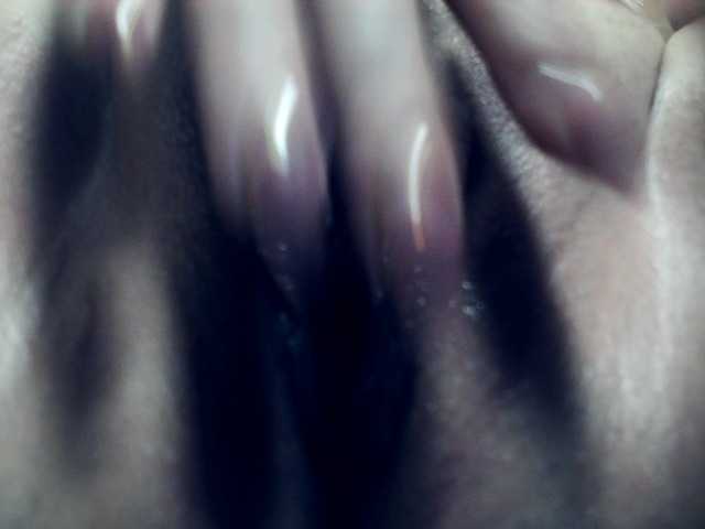 Lilia103 live cam on BongaCams