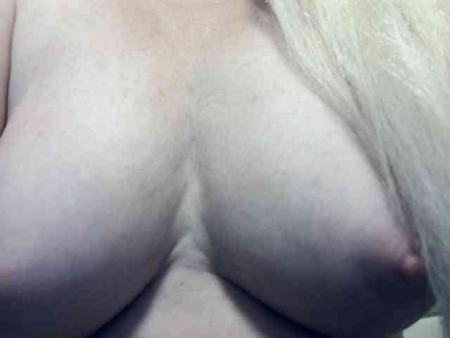 Lilia103 webcam