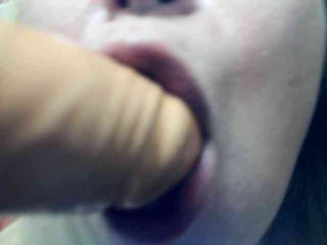 Lilia103 webcam
