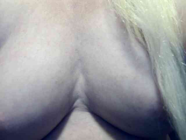 Lilia103 webcam