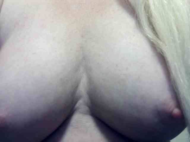Lilia103 webcam