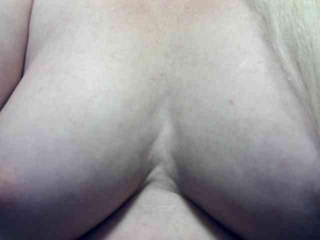 Lilia103 webcam