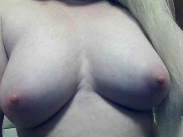 Lilia103 webcam