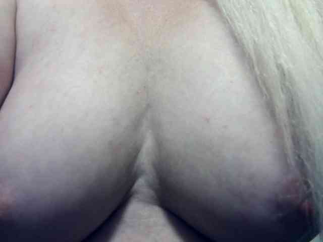 Lilia103 webcam