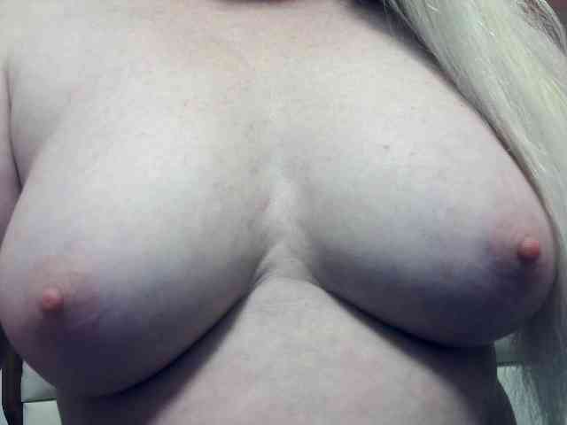 Lilia103 webcam