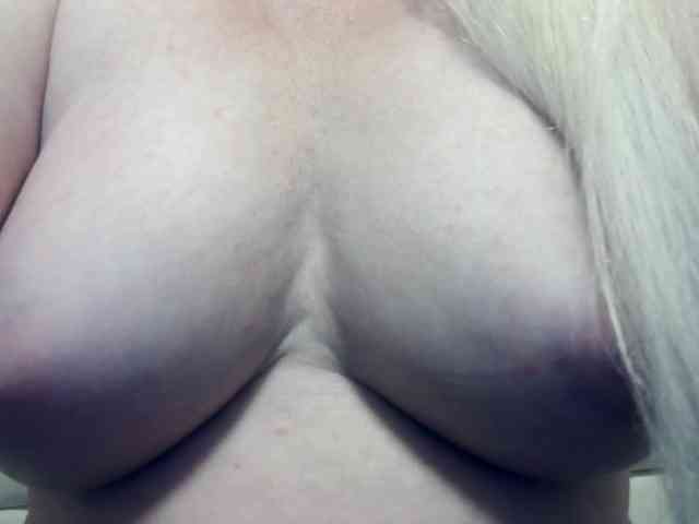 Lilia103 webcam