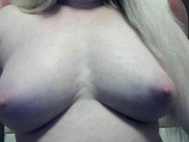 Lilia103 webcam