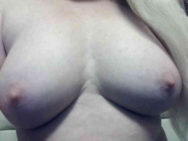 Lilia103 webcam