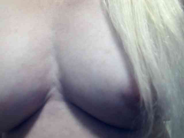 Lilia103 webcam