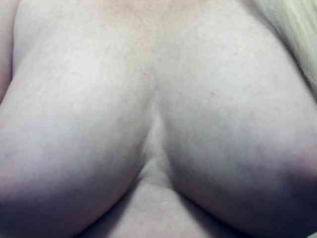 Lilia103 webcam