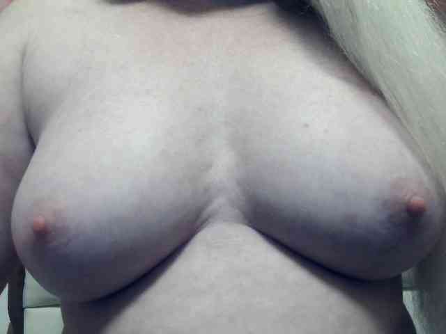 Lilia103 webcam