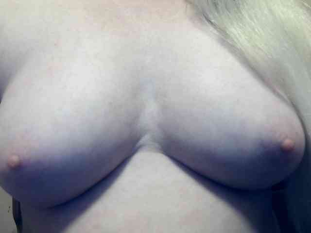 Lilia103 webcam