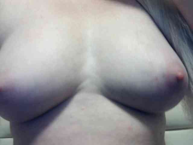 Lilia103 webcam